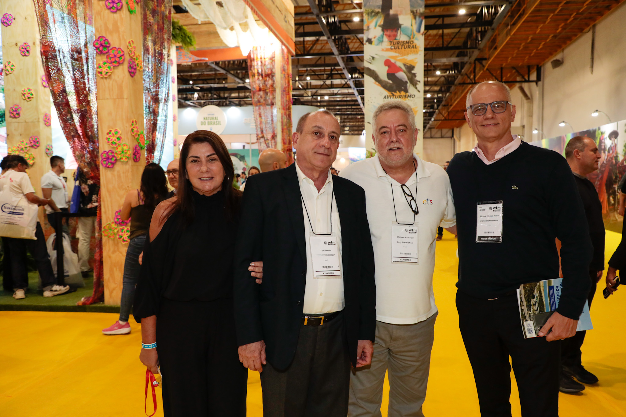 Fátima Facuri, da Abeoc, Toni Sando, do Visite São Paulo, Michael Barkoczy, ETS, e Ricardo Roman, ABIH-SP Fátima Facuri, da Abeoc, Toni Sando, do Visite São Paulo, Michael Barkoczy, ETS, e Ricardo Roman, ABIH-SP
