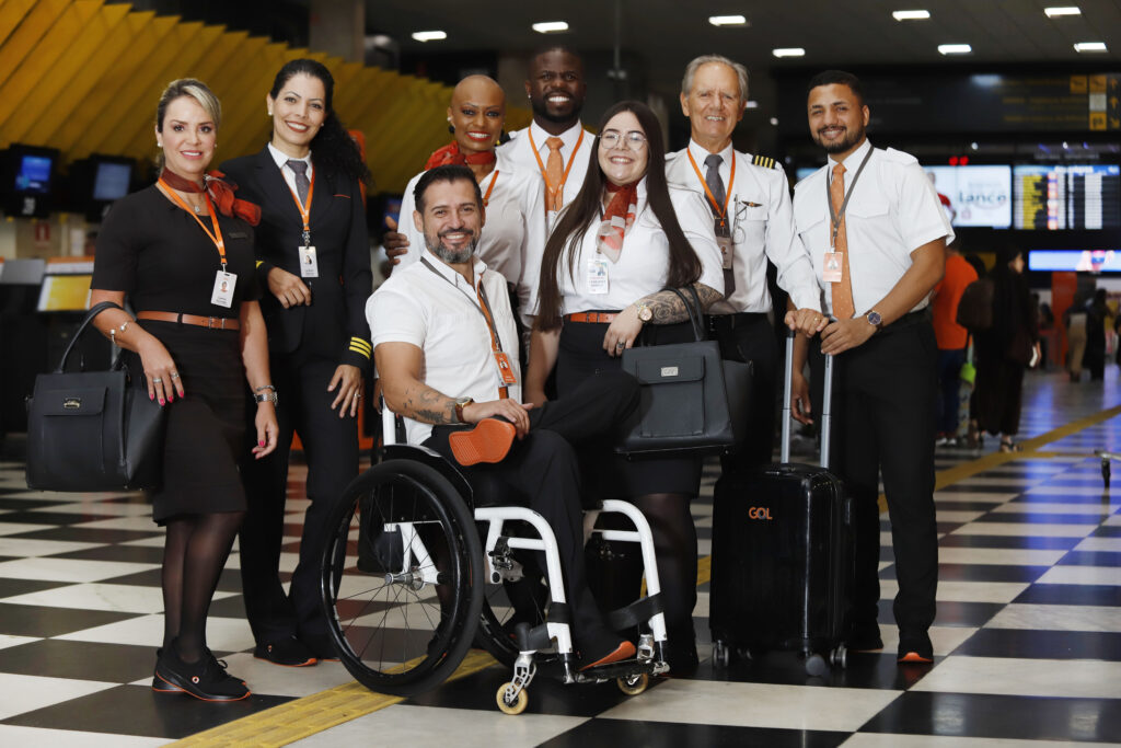 Gol lança modelo exclusivo de tênis para seus colaboradores Gol lança modelo exclusivo de tênis para seus colaboradores