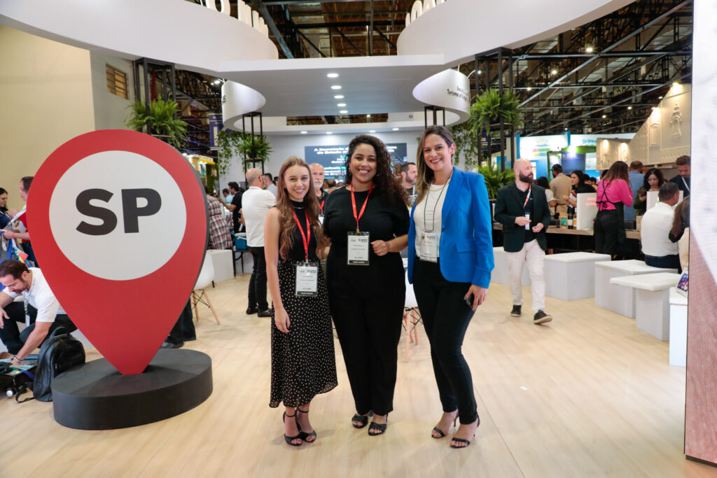 Giovanna Liza, Ticiane Oliveira e Aline Moretti, do Visite São Paulo