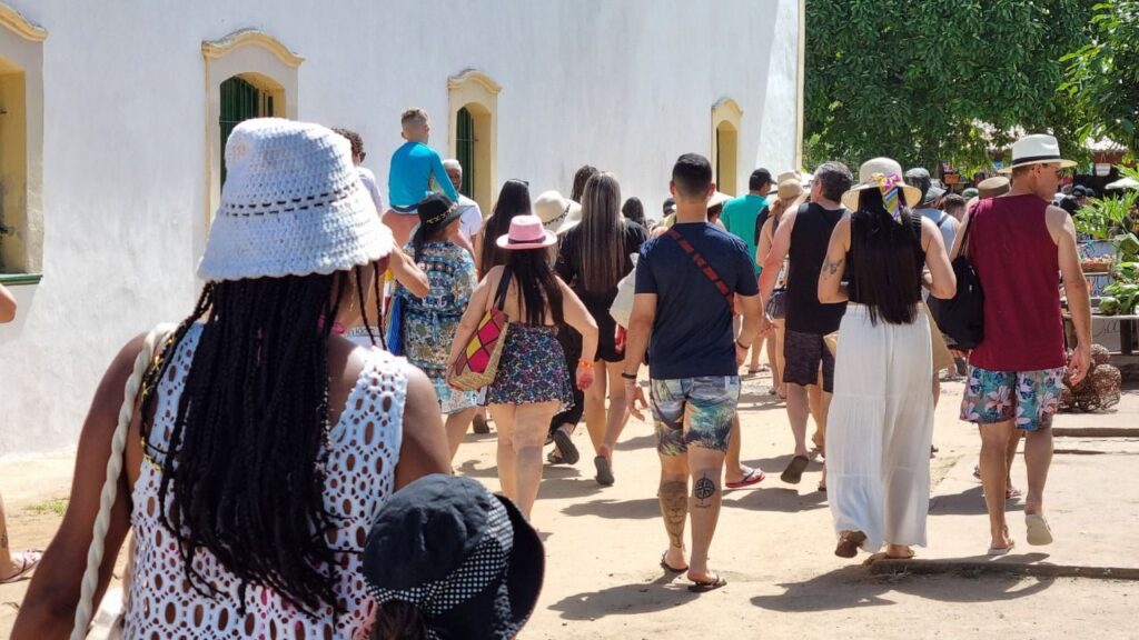 Porto Seguro é rota para fiéis e turistas durante a Semana Santa 2 IMG 20230401 WA0012 Porto Seguro é rota para fiéis e turistas durante a Semana Santa