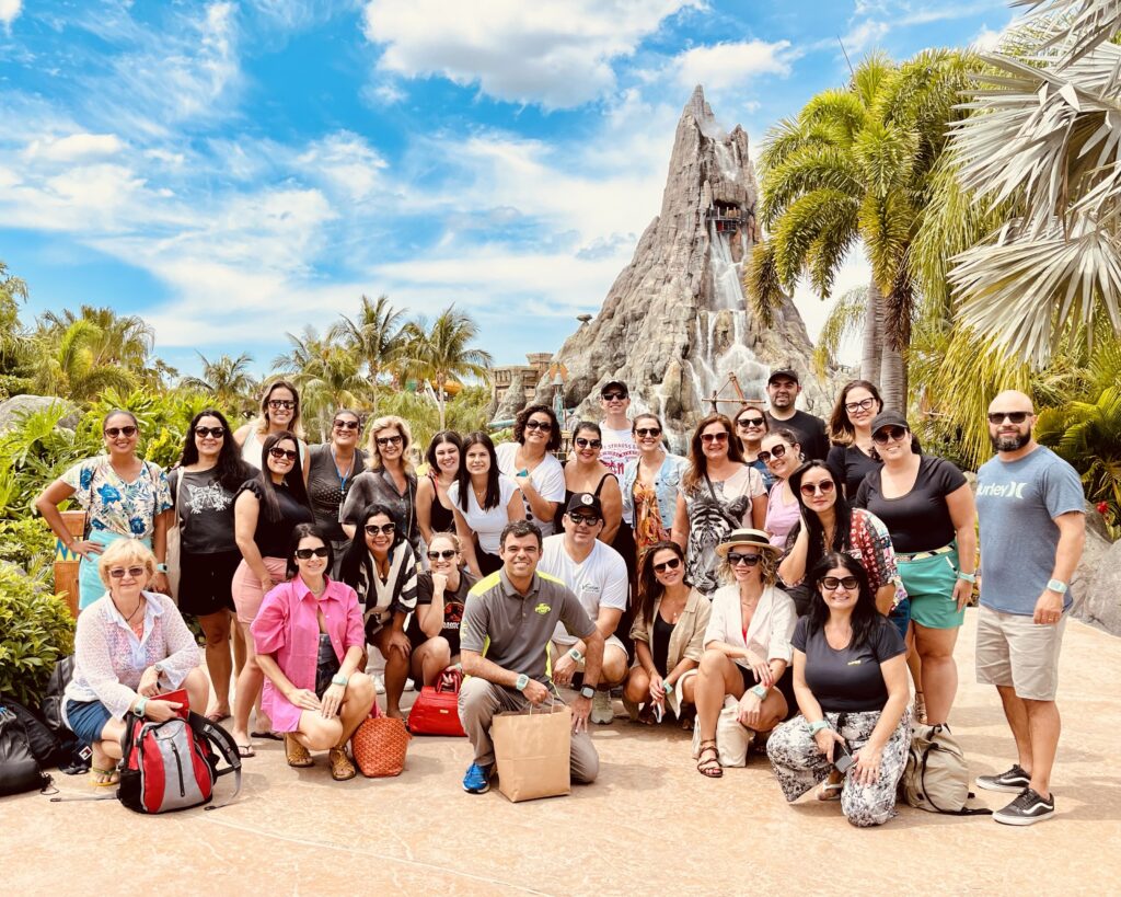 RCA embarca seus 30 melhores clientes para famtour no Universal Orlando RCA embarca seus 30 melhores clientes para famtour no Universal Orlando