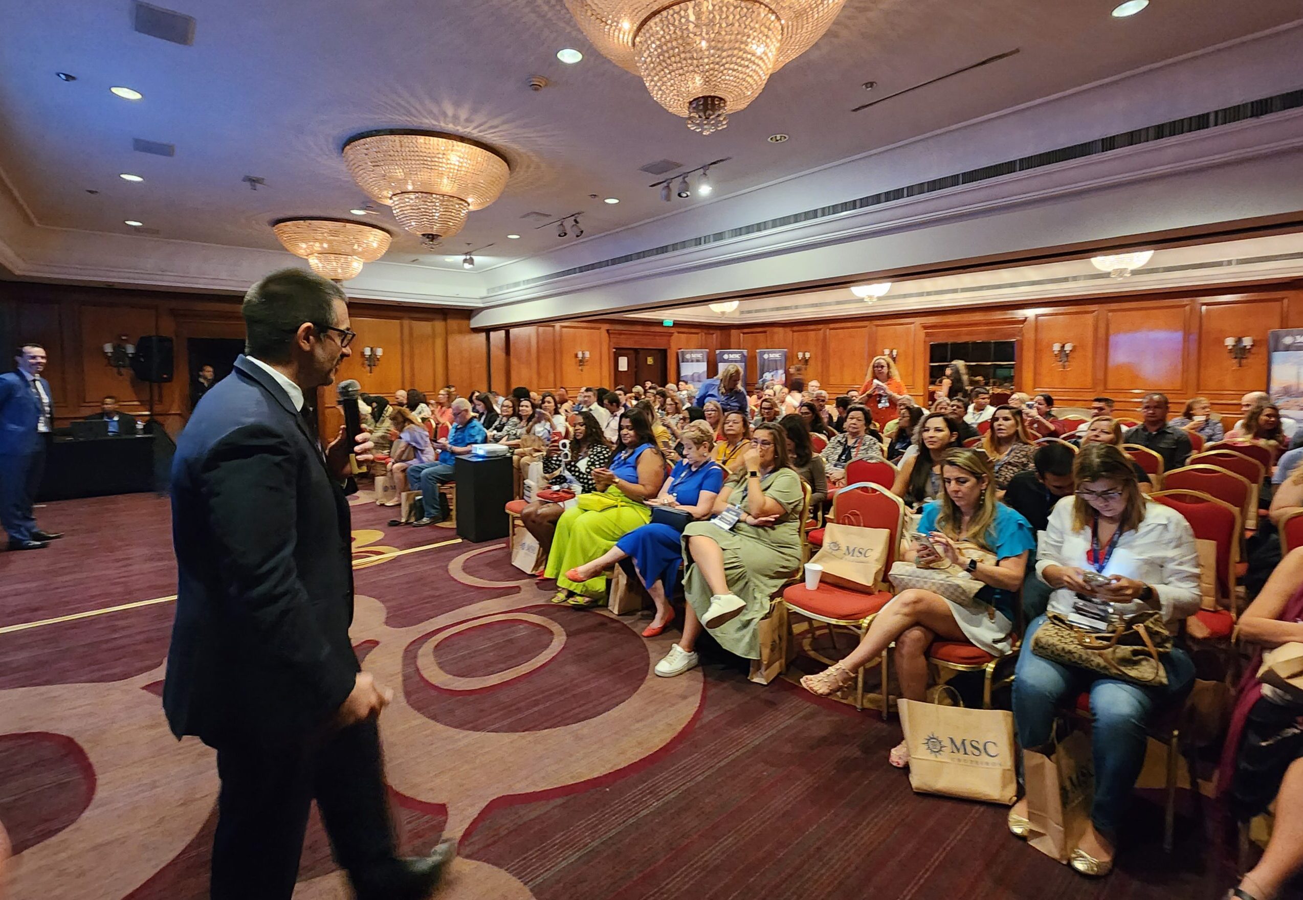 Ignacio Palacios diretor de Vendas MSC fala sobre as novidades 2023 2024 1 scaled e1681409368226 Conexão MSC apresenta novidades da temporada 2023/2024 no Rio de Janeiro; fotos