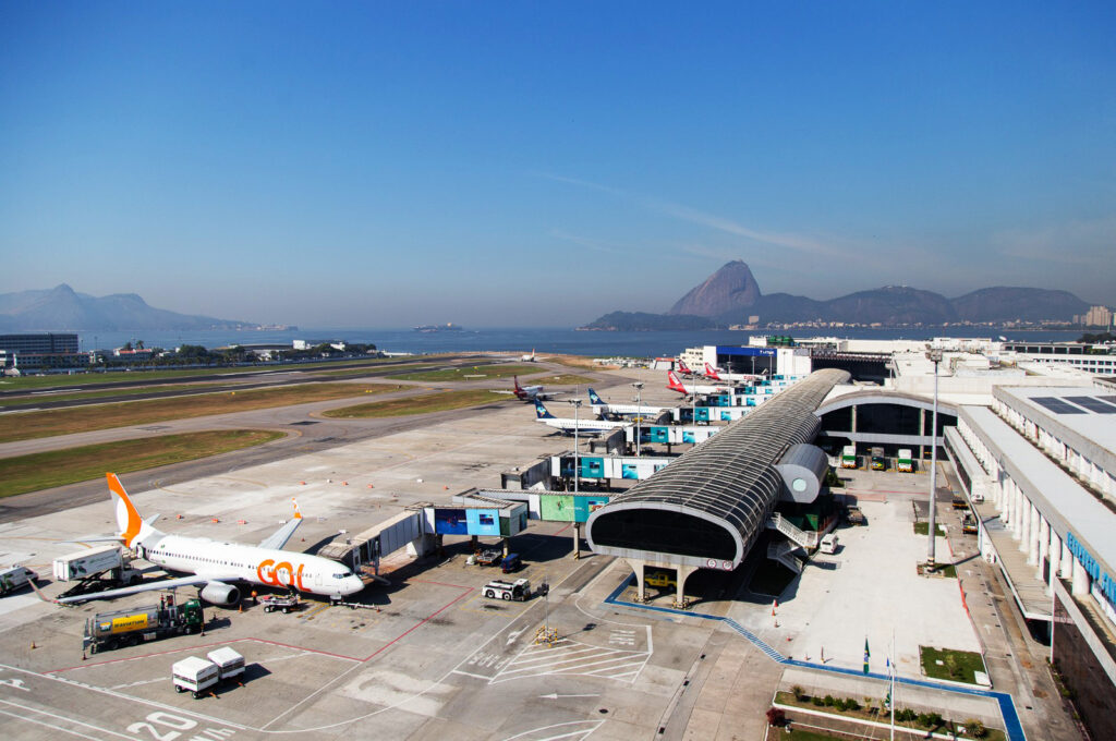 Infraero SDU santos dumont aeroporto Santos Dumont espera quase 80 mil passageiros e 700 voos neste feriadão