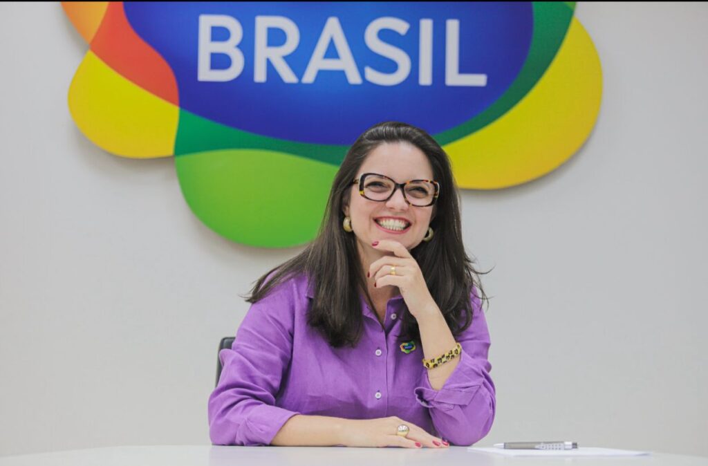 Jaqueline Gil Embratur Divulgação Depoimentos do trade celebram os 20 anos do M&E