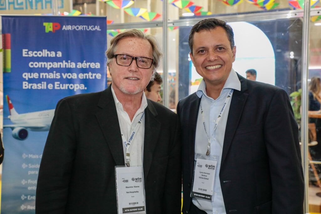 Maurício Vianna, do Net Hospitality, e Carlos Barbosa, Turismo de Aruba