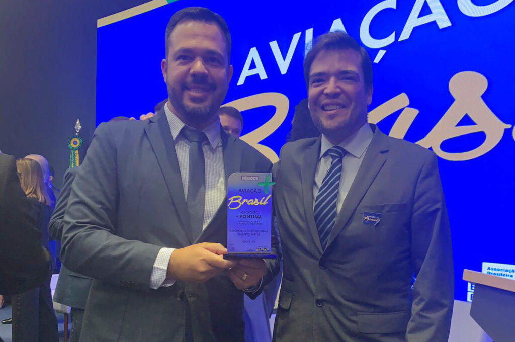 "Aviação + Brasil 2023" premia os melhores aeroportos e companhias aéreas do país "Aviação + Brasil 2023" premia os melhores aeroportos e companhias aéreas do país