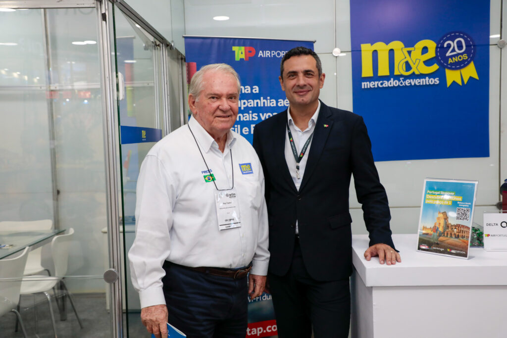 Roy Taylor, do M&E, e Carlos Antunes, da TAP