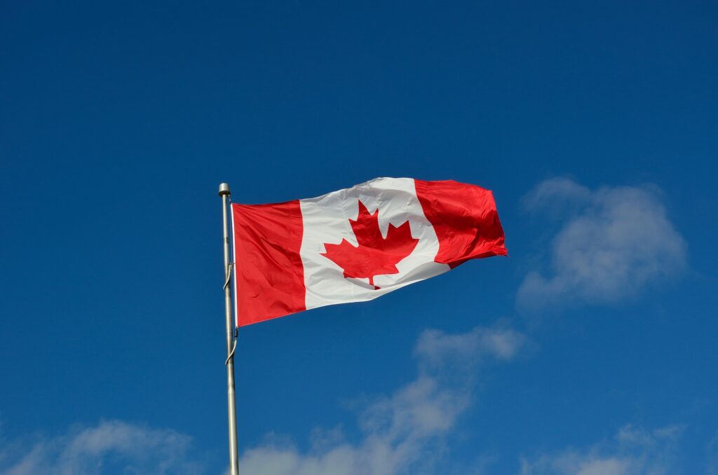canada ElasticComputeFarm from Pixabay Canadá pretende receber meio milhão de novos imigrantes por ano, diz ministro