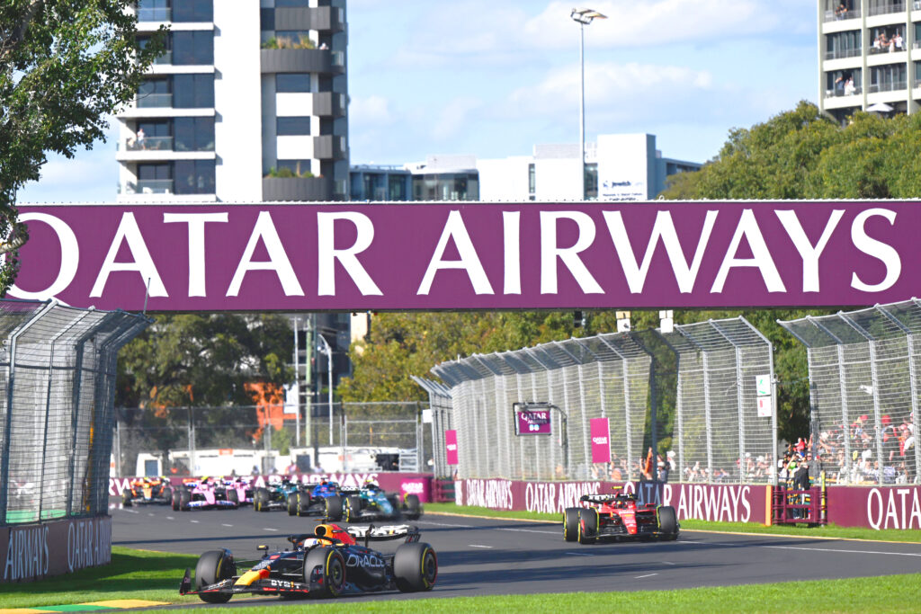 f1 qatar airways divulgacao Qatar Airways lança pacotes completos para corridas de Fórmula 1