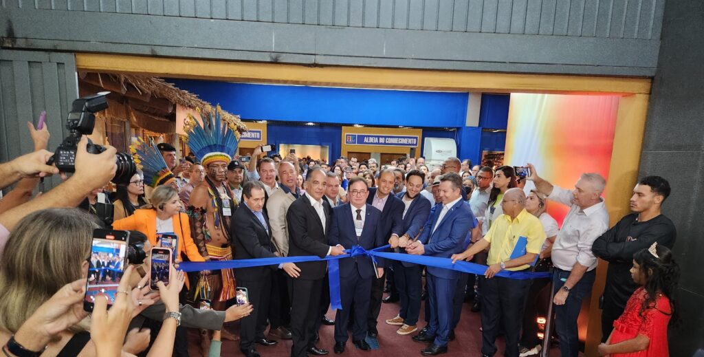 Governador do Mato Grosso e autoridades abrem oficialmente a Fit Pantanal 2023 Governador do Mato Grosso e autoridades abrem oficialmente a Fit Pantanal 2023