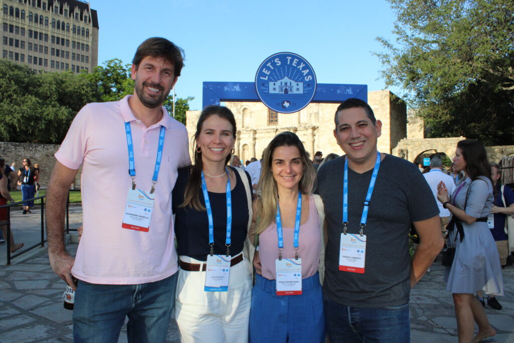 Alexandre Vanzella, da CVC, Bruna Buiatti, da OTS Americas, Thais Machado, da FRT, e Fabiano Camargo, da CT Operadora