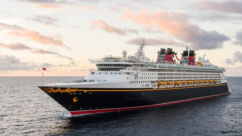 DCL lança experiência de "Encanto" e lounge de "Soul" a bordo do Disney Magic DCL lança experiência de "Encanto" e lounge de "Soul" a bordo do Disney Magic