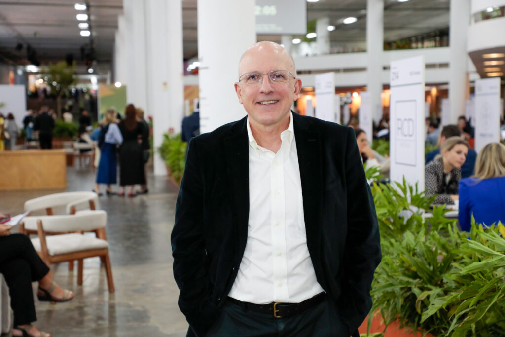Aldo Leone, da Agaxtur