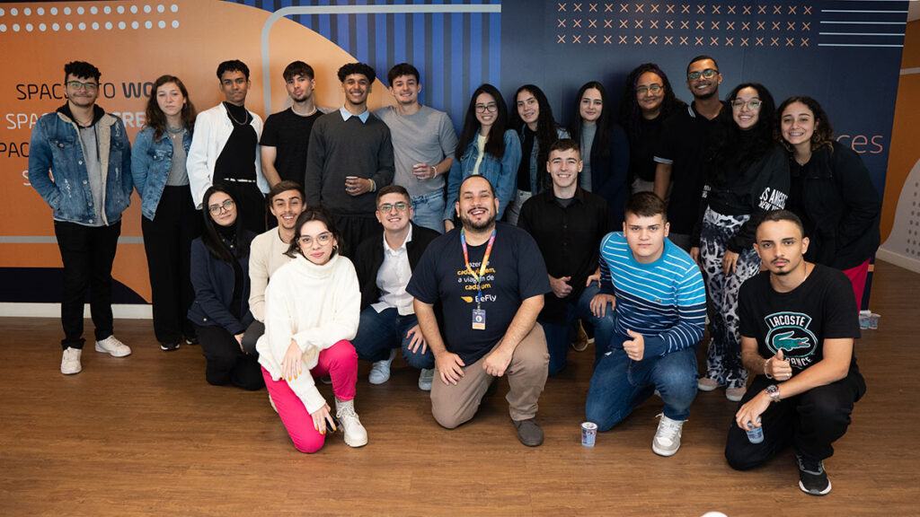Com mais de 1,7 mil inscrições, BeFly inicia o programa 'Jovem Aprendiz: BeFlyers do Futuro' Com mais de 1,7 mil inscrições, BeFly inicia o programa 'Jovem Aprendiz: BeFlyers do Futuro'