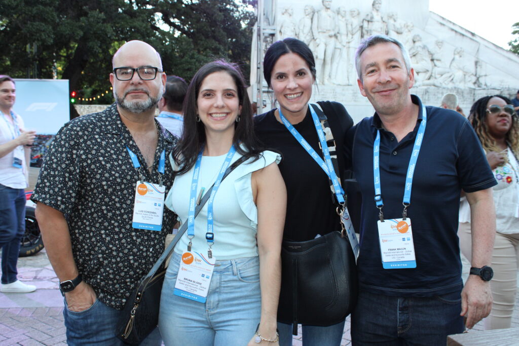 Luiza Echezabal, Bruna Bloise, Susan Achiele e Frank Mason, da Marriott