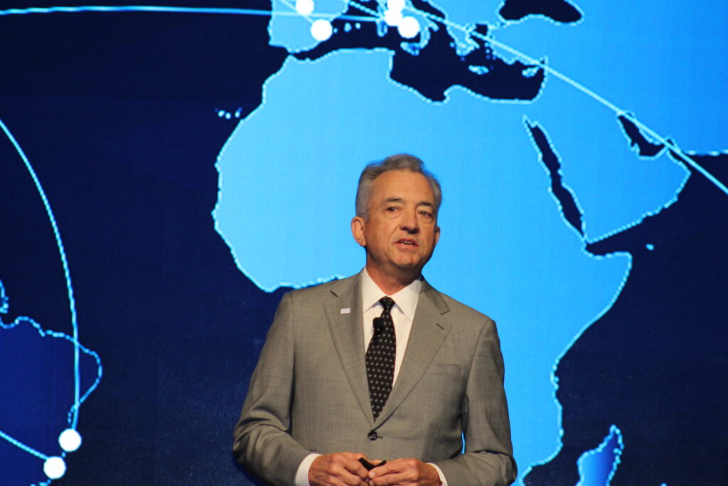 IPW: EUA vão recuperar 96% da conectividade internacional em 2023; Brand USA revela otimismo 1 Chris Thompson do Brand USA IPW: EUA vão recuperar 96% da conectividade internacional em 2023; Brand USA revela otimismo