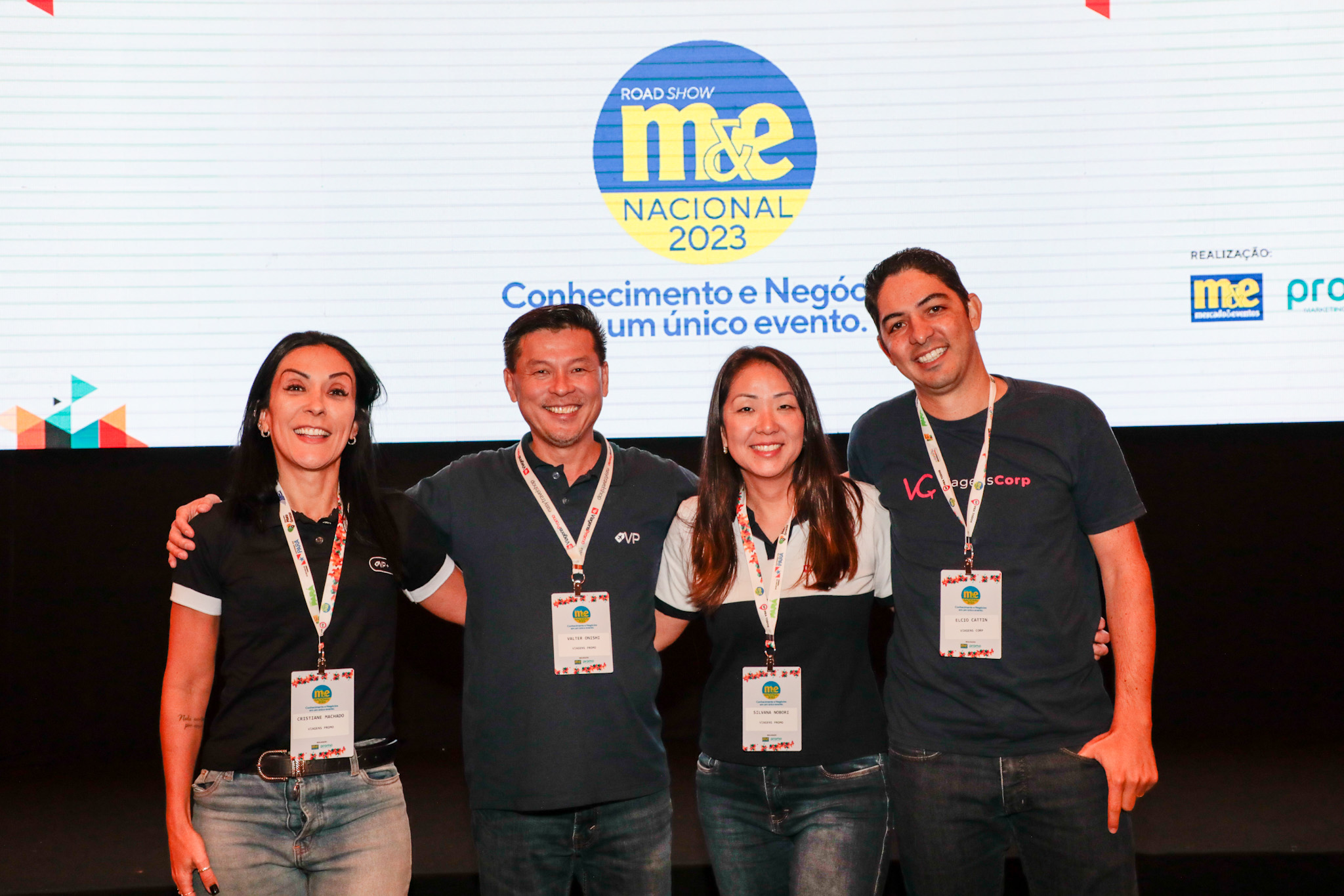 Cristiane Machado, da ViagensCorp, Valter Onishi, Silvana Nobori, da ViagensPromo, e Elcio Cattin, da ViagensCorp Cristiane Machado, da ViagensCorp, Valter Onishi, Silvana Nobori, da ViagensPromo, e Elcio Cattin, da ViagensCorp
