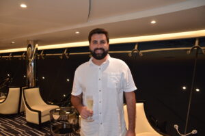Jose Vinicius, Freire Viagens