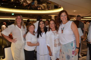 Michele Nazario, da Mih Travel BR, Simone Silva, da Tia Simone, Celia Oliveira, da CMO Consultoria em Viagem, Leia Martins, da Leia tur, Adriani Nichele, da Nichele