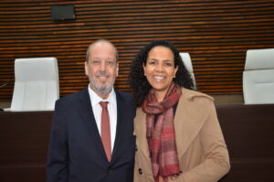 Eduardo Sanovicz e Jurema Monteiro, atual presidente da Abear