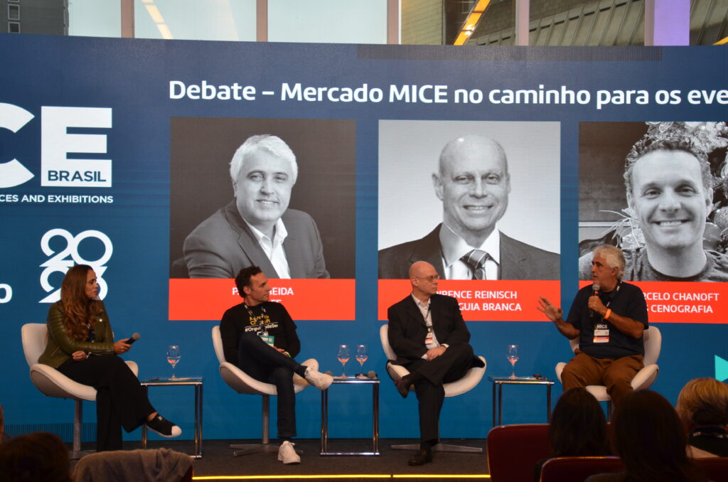 Painel com todos os elos da cadeia debateu experiências na área durante abertura do Congresso Mice