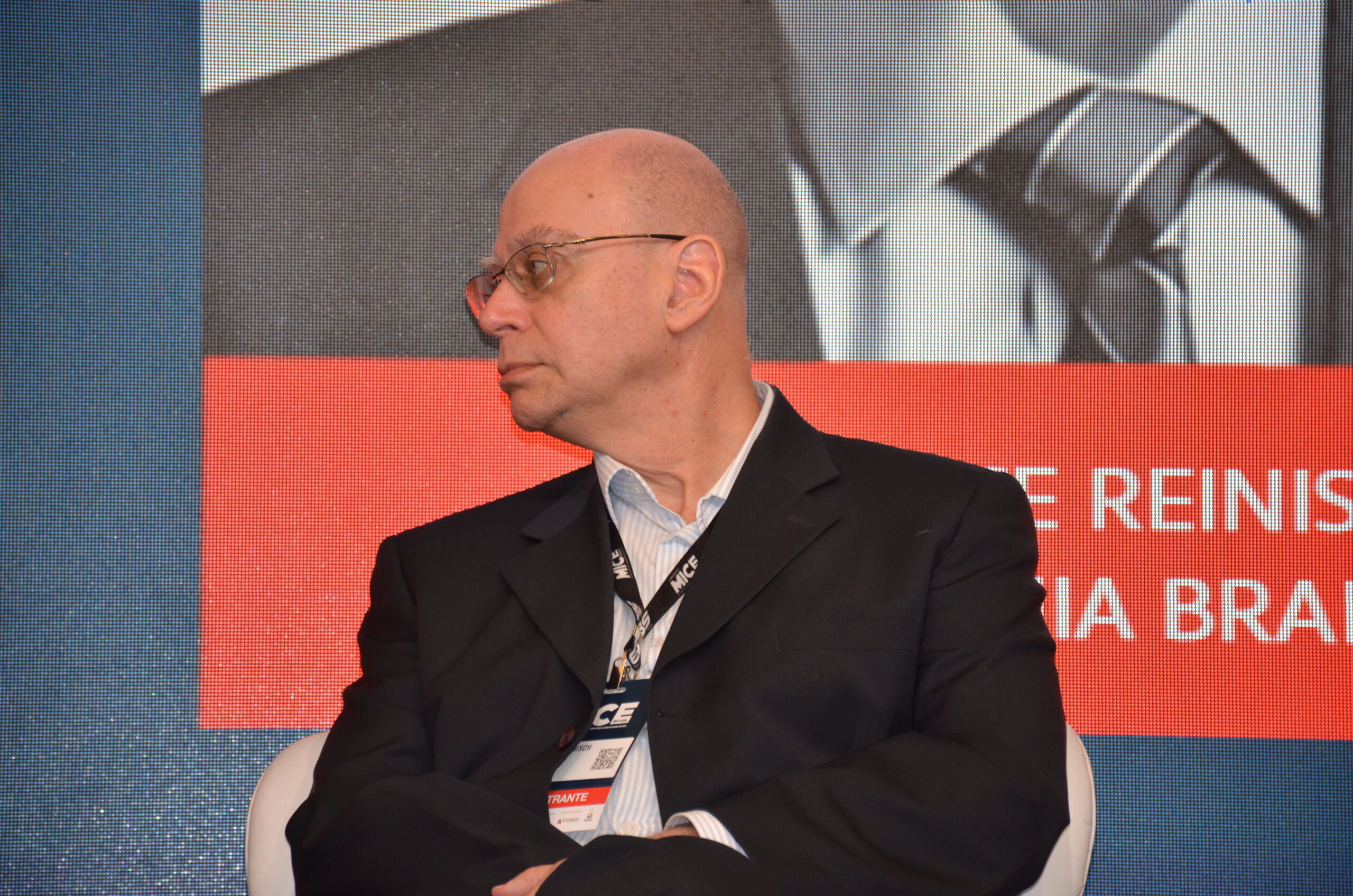 Lawrence Reinisch, do grupo Águia Branca Lawrence Reinisch, do grupo Águia Branca