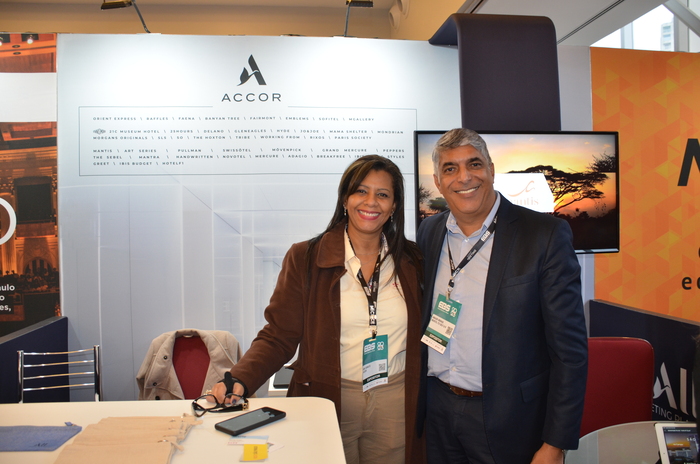 Ana Donato, da Accor e Amauri Morais, do Novotel Itu Ana Donato, da Accor e Amauri Morais, do Novotel Itu