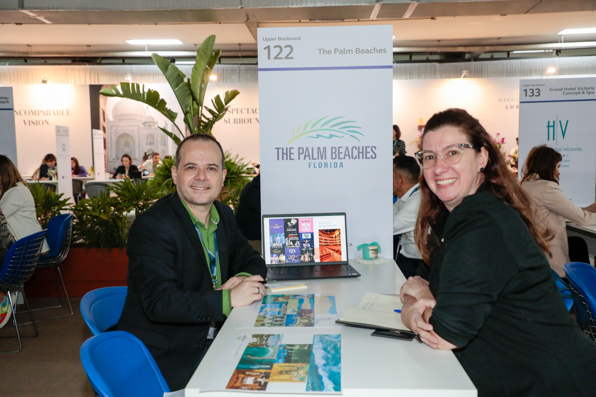 Daniel Rocha, do The Palm Beaches, e Meri Koulioumba, da Primetour