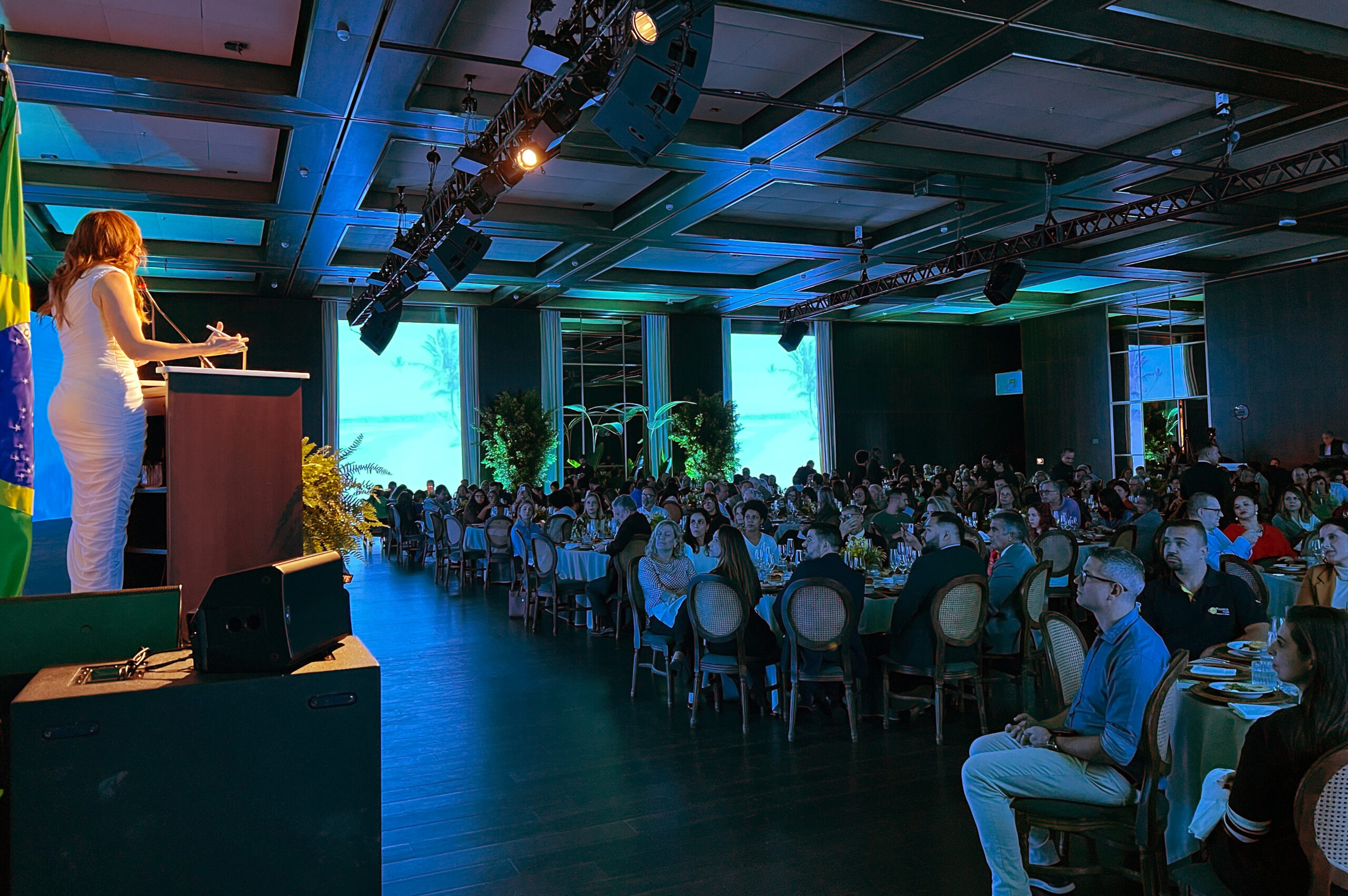 Evento contou com mais de 200 convidados Evento contou com mais de 200 convidados