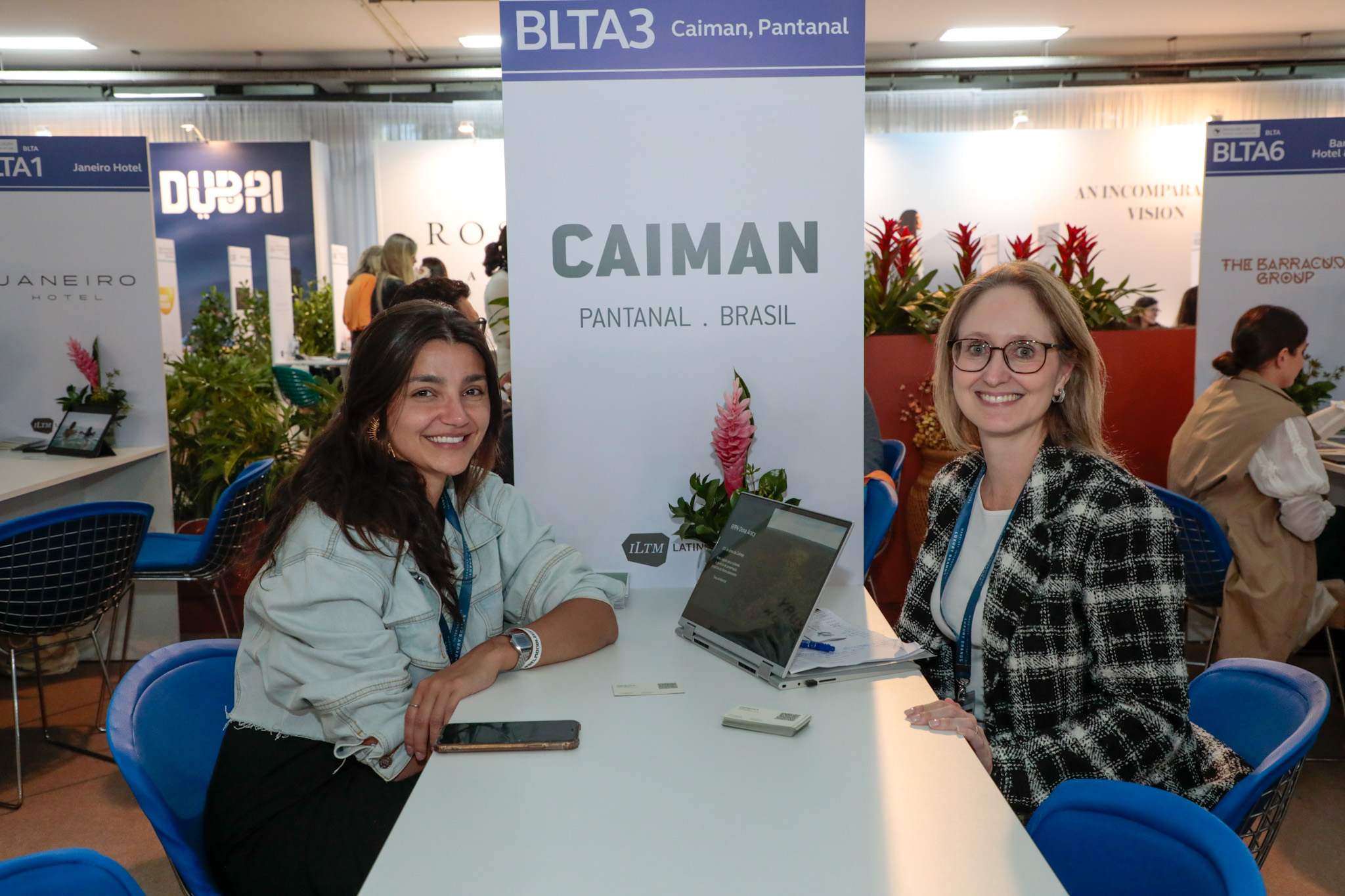 Giulia Buratta, da Blanc Operadora e Cristina Colin, do Caiman Pantanal Giulia Buratta, da Blanc Operadora e Cristina Colin, do Caiman Pantanal