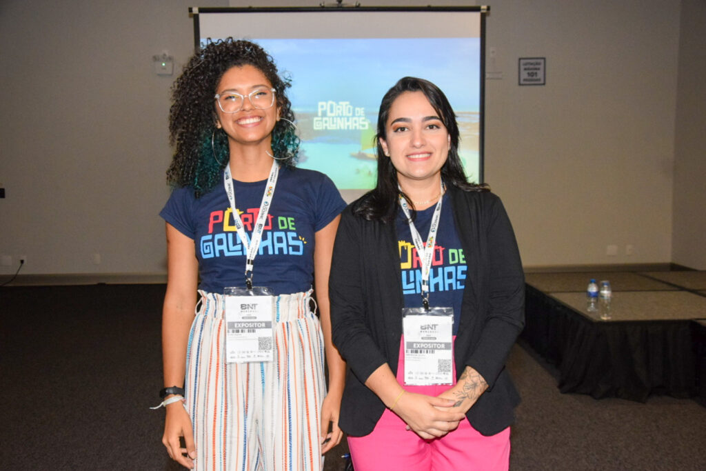 Evelin Augusta e Hild Alves, da prefeitura de Ipojuca