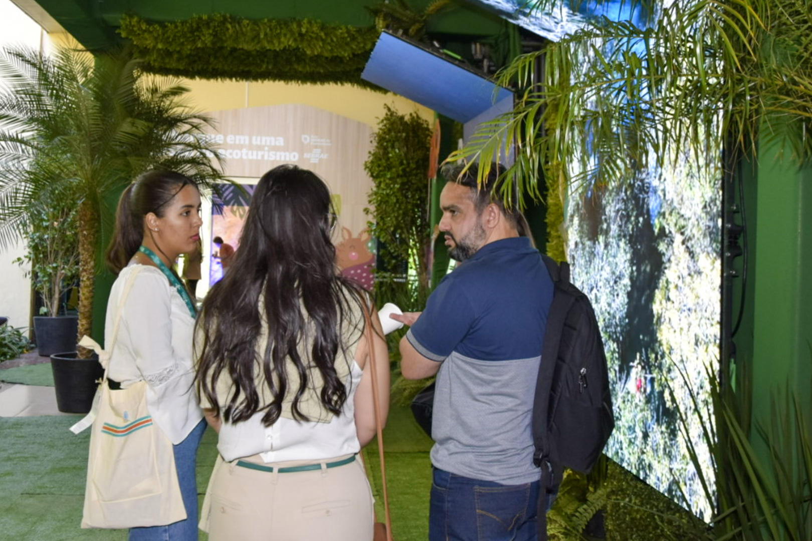Networking nos corredores do evento Inspira Ecoturismo Networking nos corredores do evento Inspira Ecoturismo