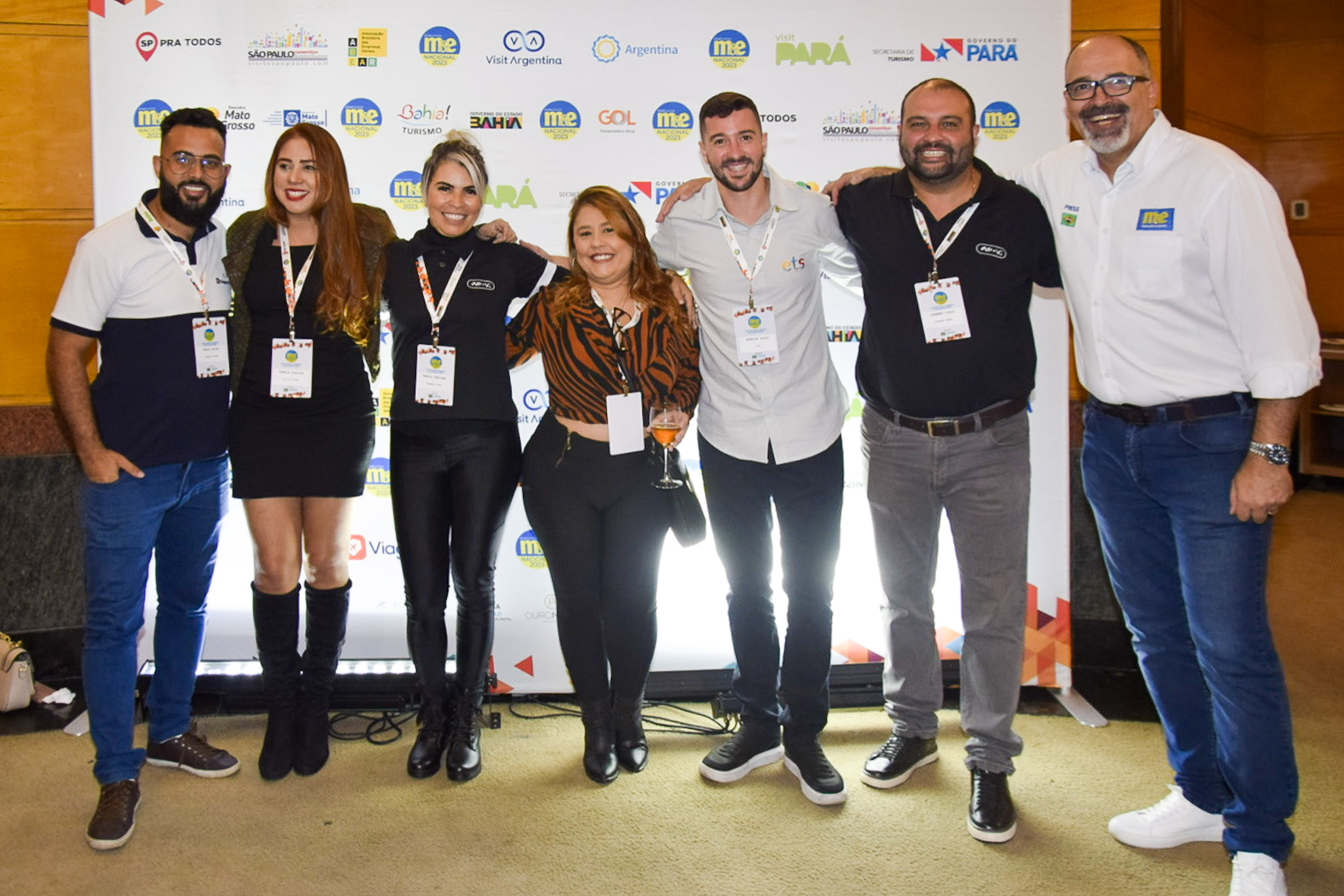 Equipe da ViagensPromo, ETS e Promo com a agente de viagens Solange Vaz Equipe da ViagensPromo, ETS e Promo com a agente de viagens Solange Vaz