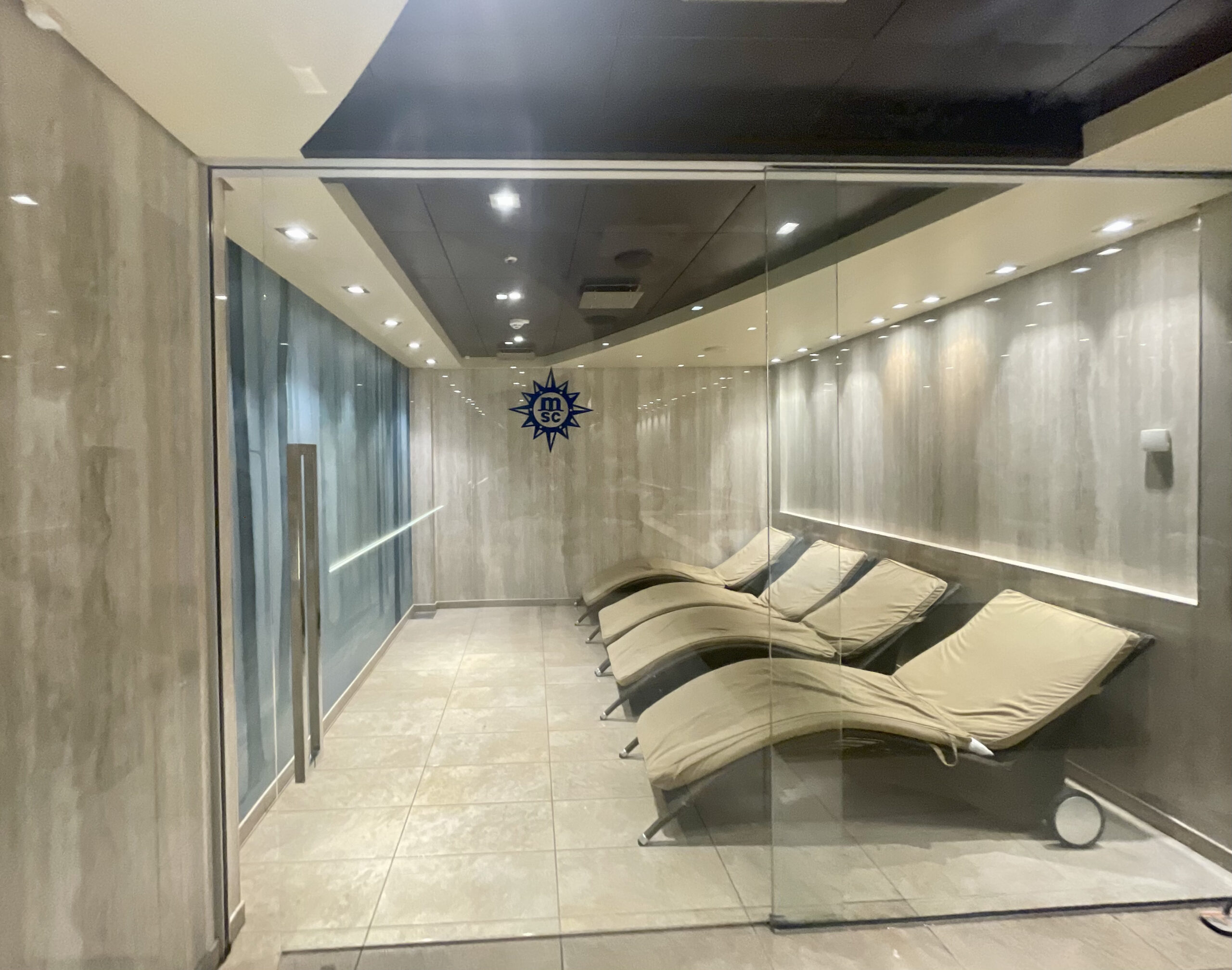 Sala de relaxamento da área termal Sala de relaxamento da área termal