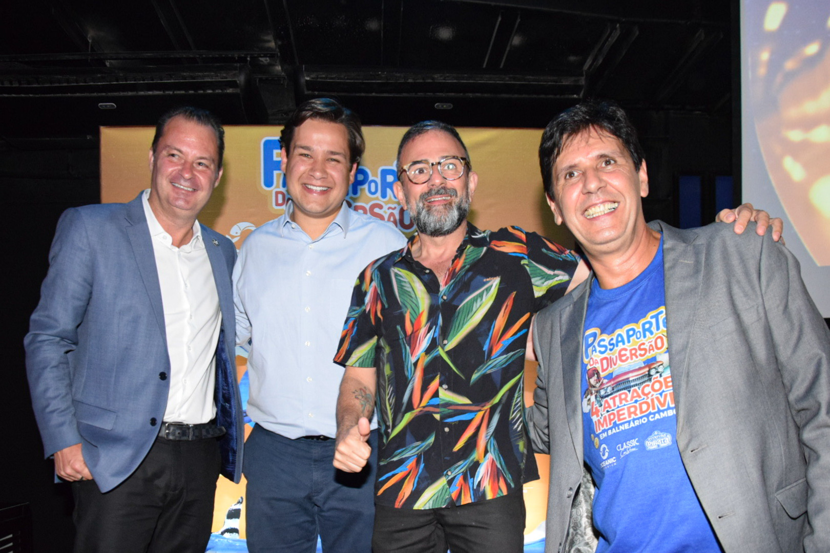 Evandro Neiva, secretário de Turismo de Santa Catarina; Cristiano Buerger Filho, sócio do Grupo Oceanic; Geninho Goes, idealizador da BNT Mercosul; e Mano Neves, gerente comercial do grupo Oceanic Evandro Neiva, secretário de Turismo de Santa Catarina; Cristiano Buerger Filho, sócio do Grupo Oceanic; Geninho Goes, idealizador da BNT Mercosul; e Mano Neves, gerente comercial do grupo Oceanic