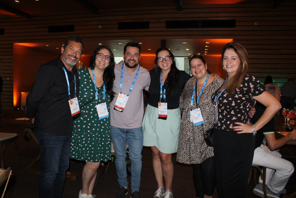 Jorge Souza, da Orinter, Lizandra Pajak, do Brand USA, Waldemir Junior e Giovanna Paulineli, da Orinter, Rafaela Brown, do Visit Florida, e Ana Elisa Facchinato, do Brand USA