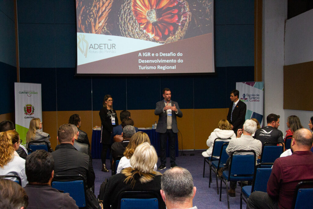 Expo Turismo Paraná terá palestras com diversos temas Expo Turismo Paraná terá palestras com diversos temas