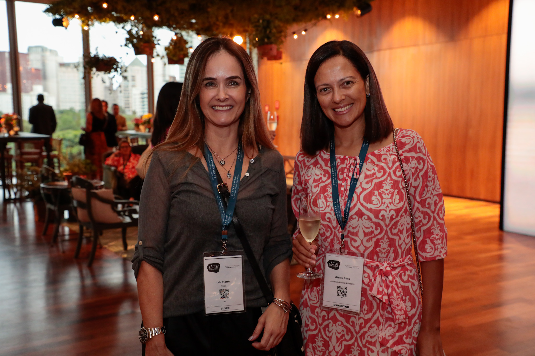 Laís Stores, da Stroll e Gisele Silva, da Jumeira Hotels & Resorts Laís Stores, da Stroll e Gisele Silva, da Jumeira Hotels & Resorts