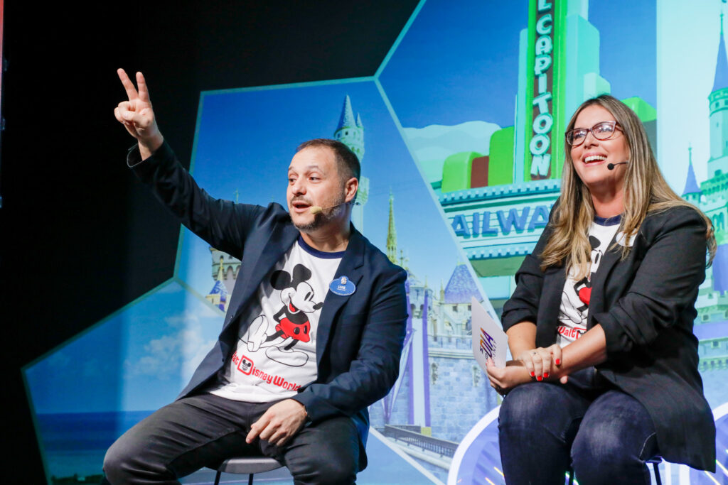 Disney encanta e destaca novidades em evento para 400 agentes em São Paulo 2 LuiZ Araujo e Manoela Gentil Disney encanta e destaca novidades em evento para 400 agentes em São Paulo