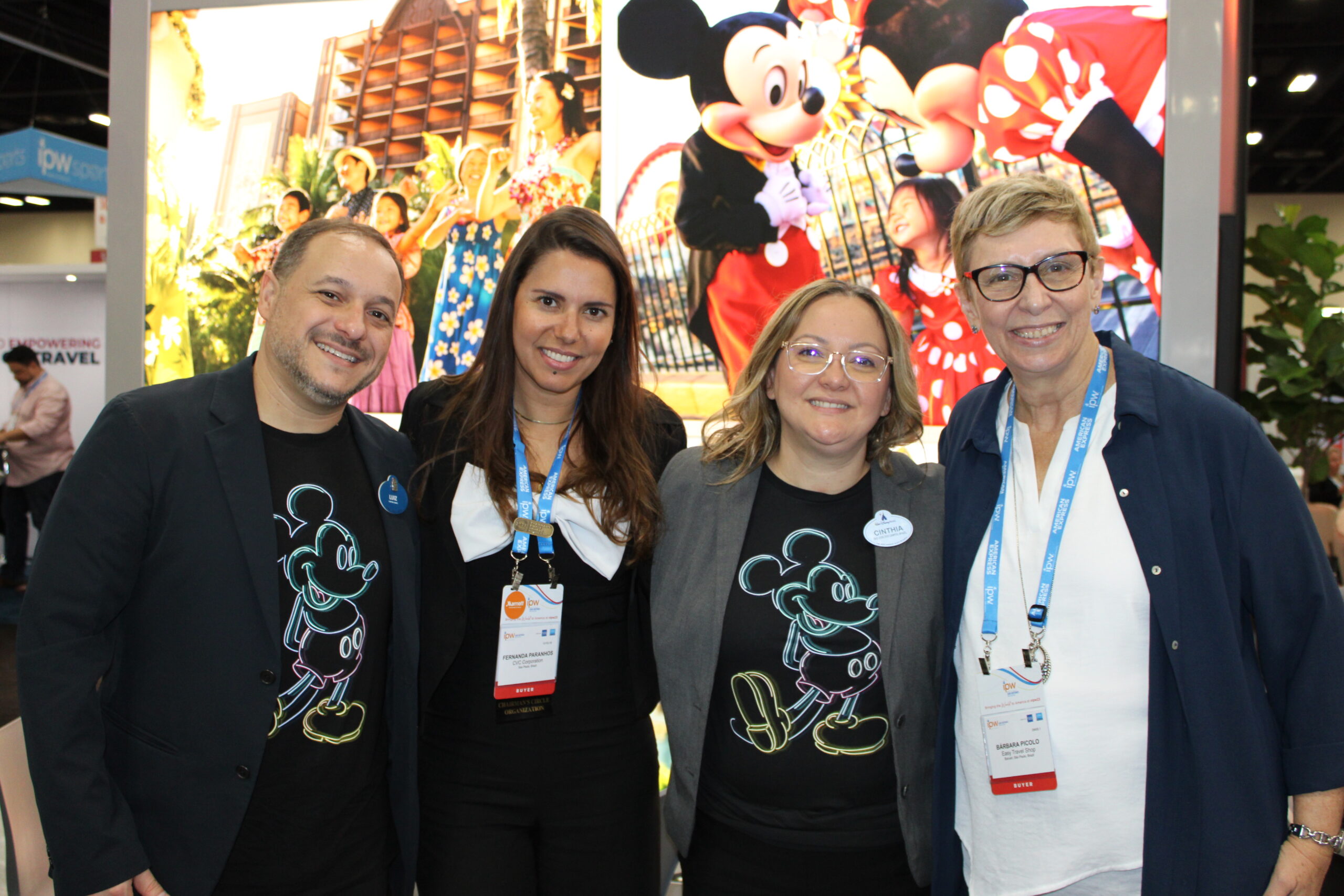 Luiz Araujo, da Disney, Fernanda Paranhos, da CVC, Cinthia Douglas, da Disney, e Barbara Picolo, da ETS