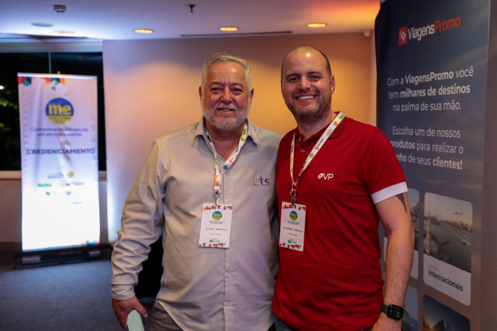 Michael Barkoczy, da ETS, e Alexandre Cordeiro, da ViagensPromo