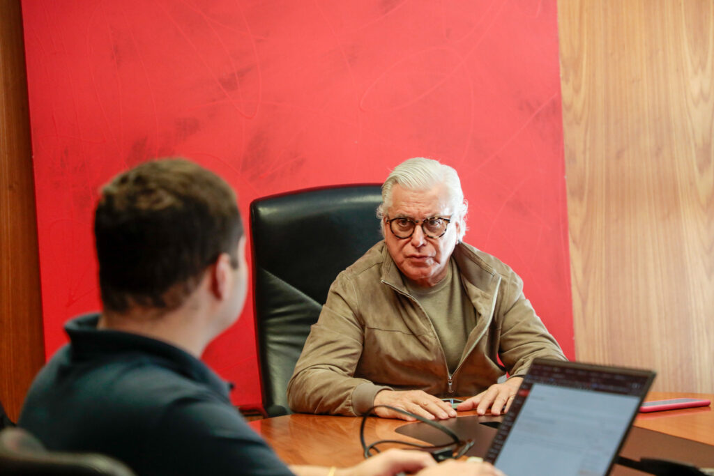 Pedro Menezes, editor do M&E, com Juarez Cintra Neto