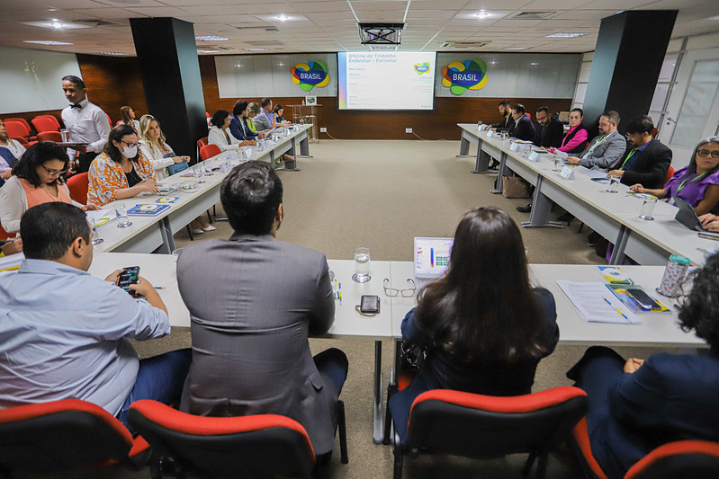 Reunião Fornatur Embratur