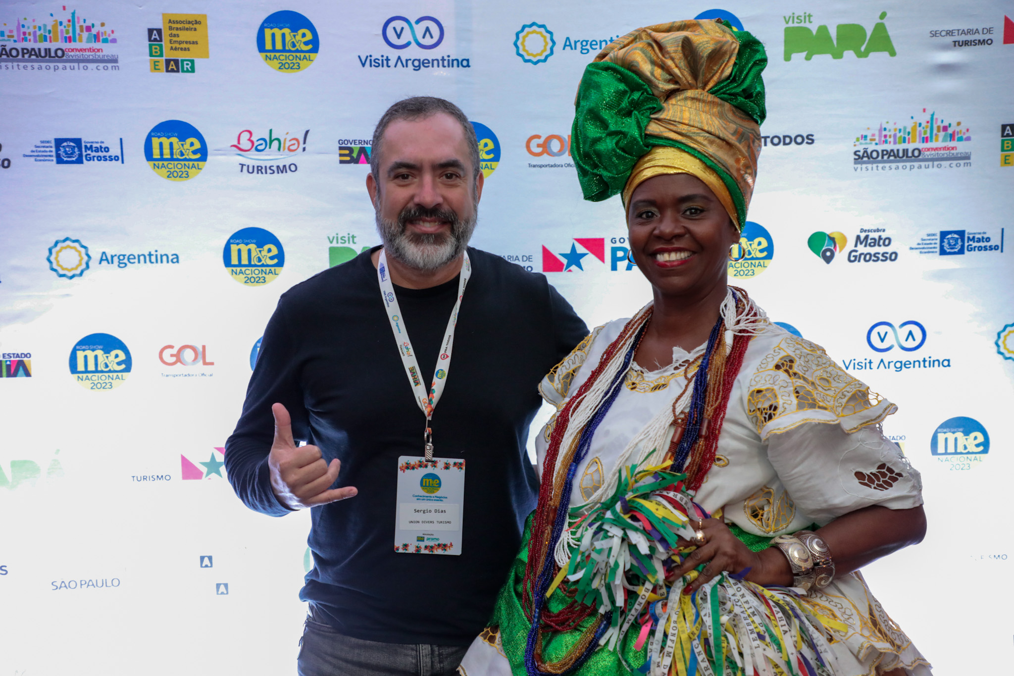 Sérgio Dias, da Union Divers Turismo, e Marly Trindade, da Serur-BA Sérgio Dias, da Union Divers Turismo, e Marly Trindade, da Serur-BA