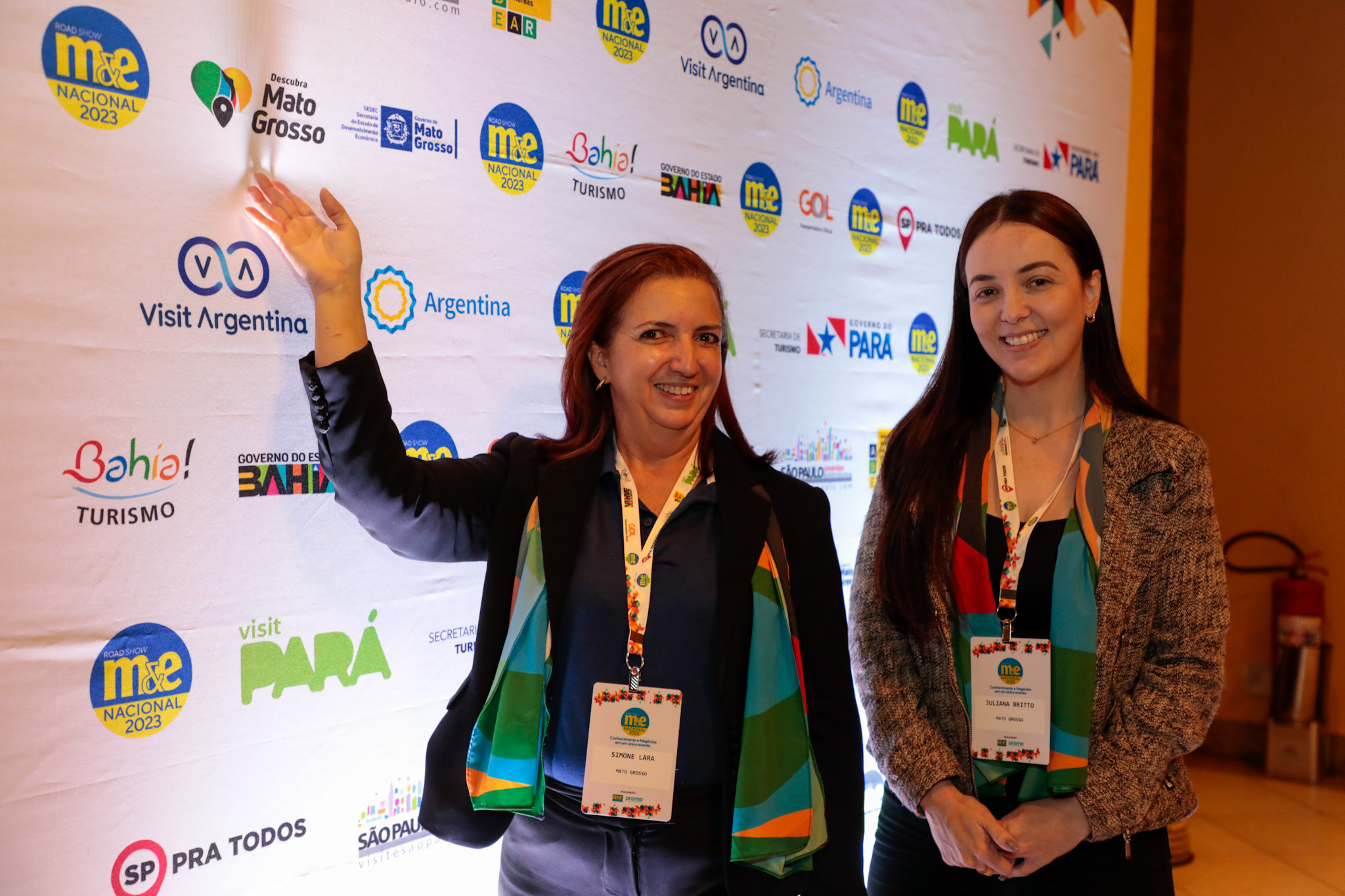 Simone Lara e Juliana Fischer, da Seadtur-MT Simone Lara e Juliana Fischer, da Seadtur-MT