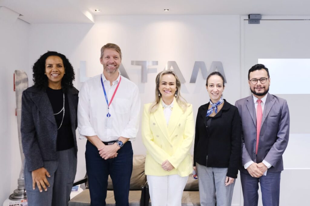Ministra do Turismo vai a São Paulo se encontrar com líderes de Gol, Latam e Voepass