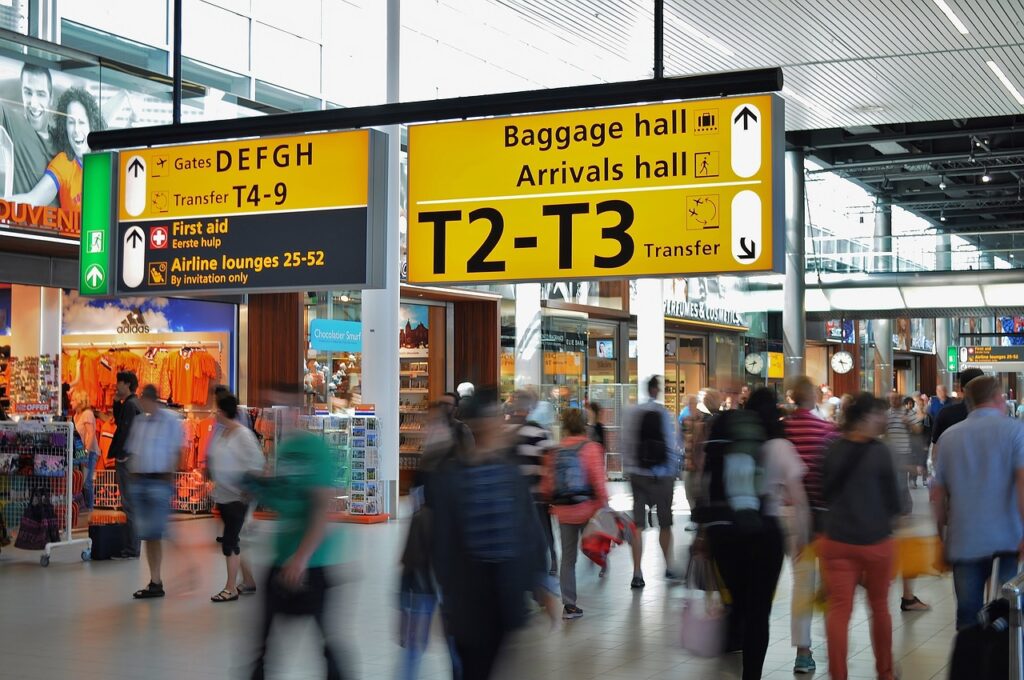 Carreira, forte demanda, estratégias e muito mais: CEO do Brand USA em entrevista ao M&E 2 airport g7c04fb09e 1280 Carreira, forte demanda, estratégias e muito mais: CEO do Brand USA em entrevista ao M&E