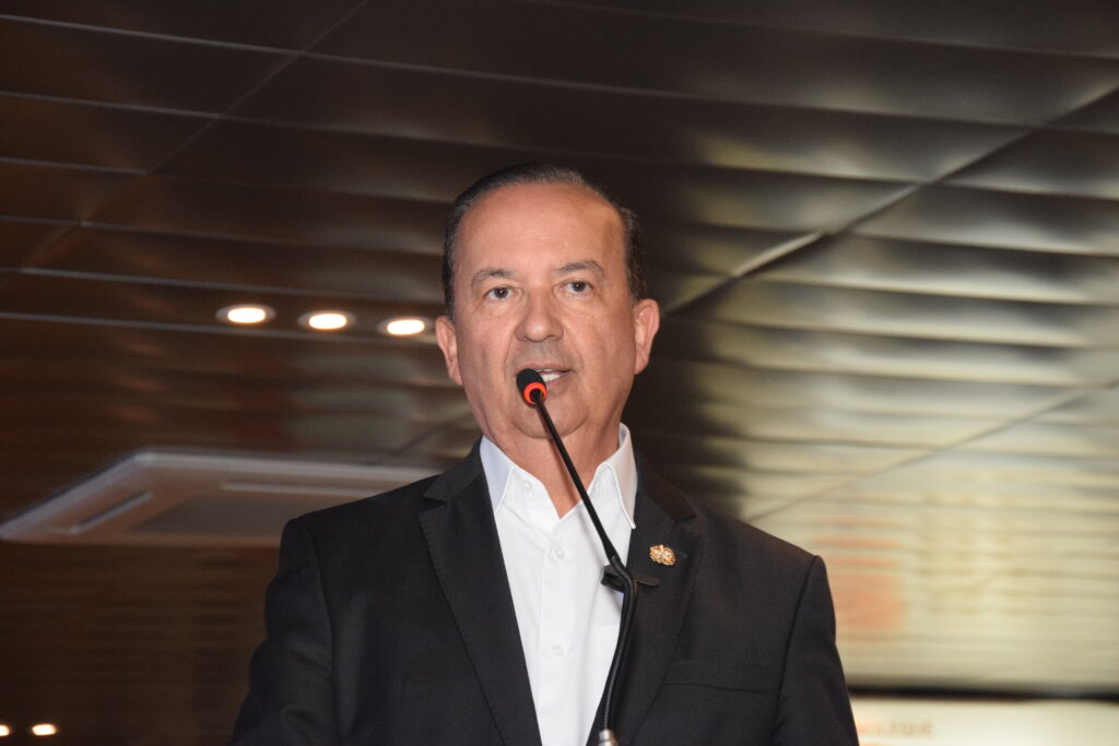 Jorginho Mello, governador de Santa Catarina