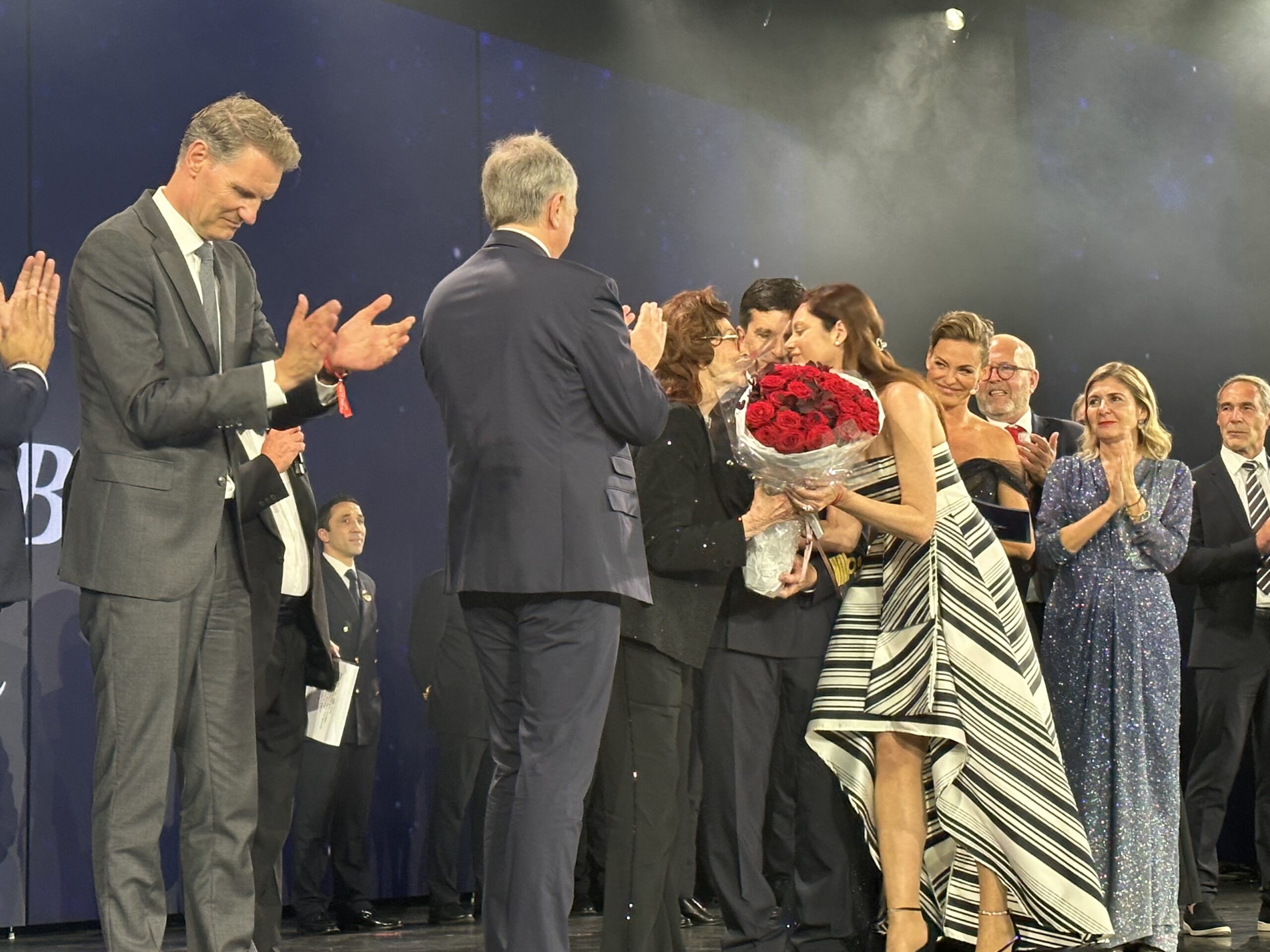 Atriz Sophia Loren foi homenageada pela MSC Atriz Sophia Loren foi homenageada pela MSC