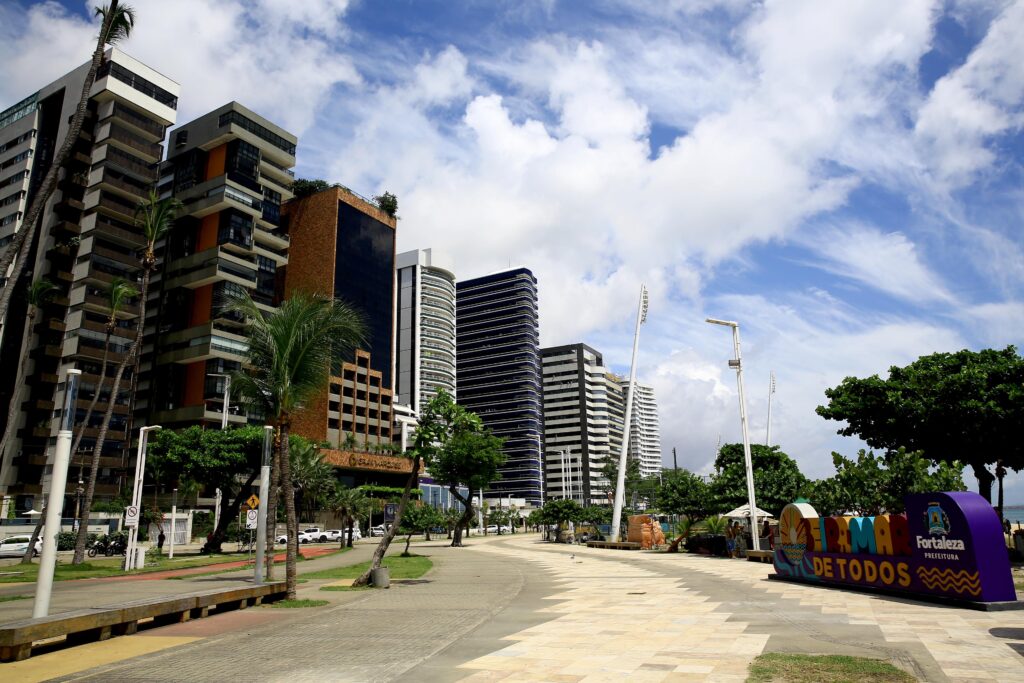 Fortaleza espera ocupação hoteleira de 80% nas férias de julho 1 28 06 2023 Beira Mar Marcos Moura Fortaleza espera ocupação hoteleira de 80% nas férias de julho